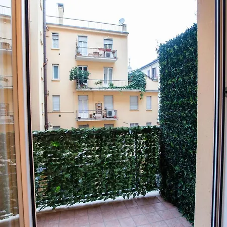 Apartment Easylife - Elegante Bilocale A Due Passi Dal Colorato Quartiere Di Porta Venezia *